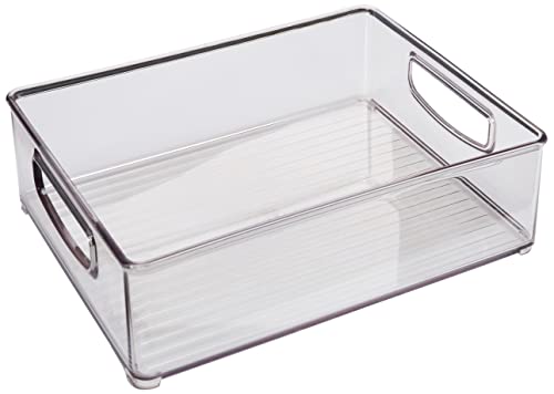iDesign 63698 Aufbewahrungsbox für die Küche, großer Küchen Organizer aus Kunststoff, offene Kühlschrankbox mit Griffen, durchsichtig, 20.3 cm x 25.4 cm x 7.6 cm