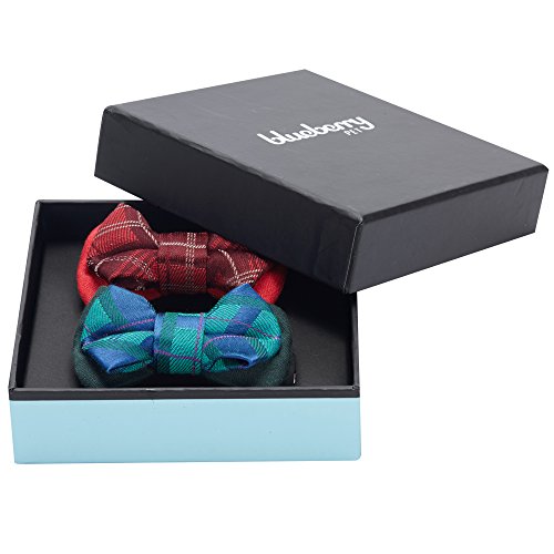 Blueberry Pet Geschenkpackung mit 2 Stück Handgemachter Hunde Katzen Fliegen, Schottisches Karo Tartan Stil Set in Scharlachrot & Smaragdgrün, 7cm * 5cm