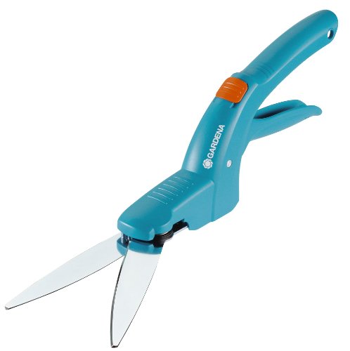 Gardena Classic Grasschere: Mechanische Rasenkantenschere mit geradem Schliff, selbstschärfender Klinge und reibungsreduzierender Beschichtung, ergonomisch gestaltete Form (8730-30)